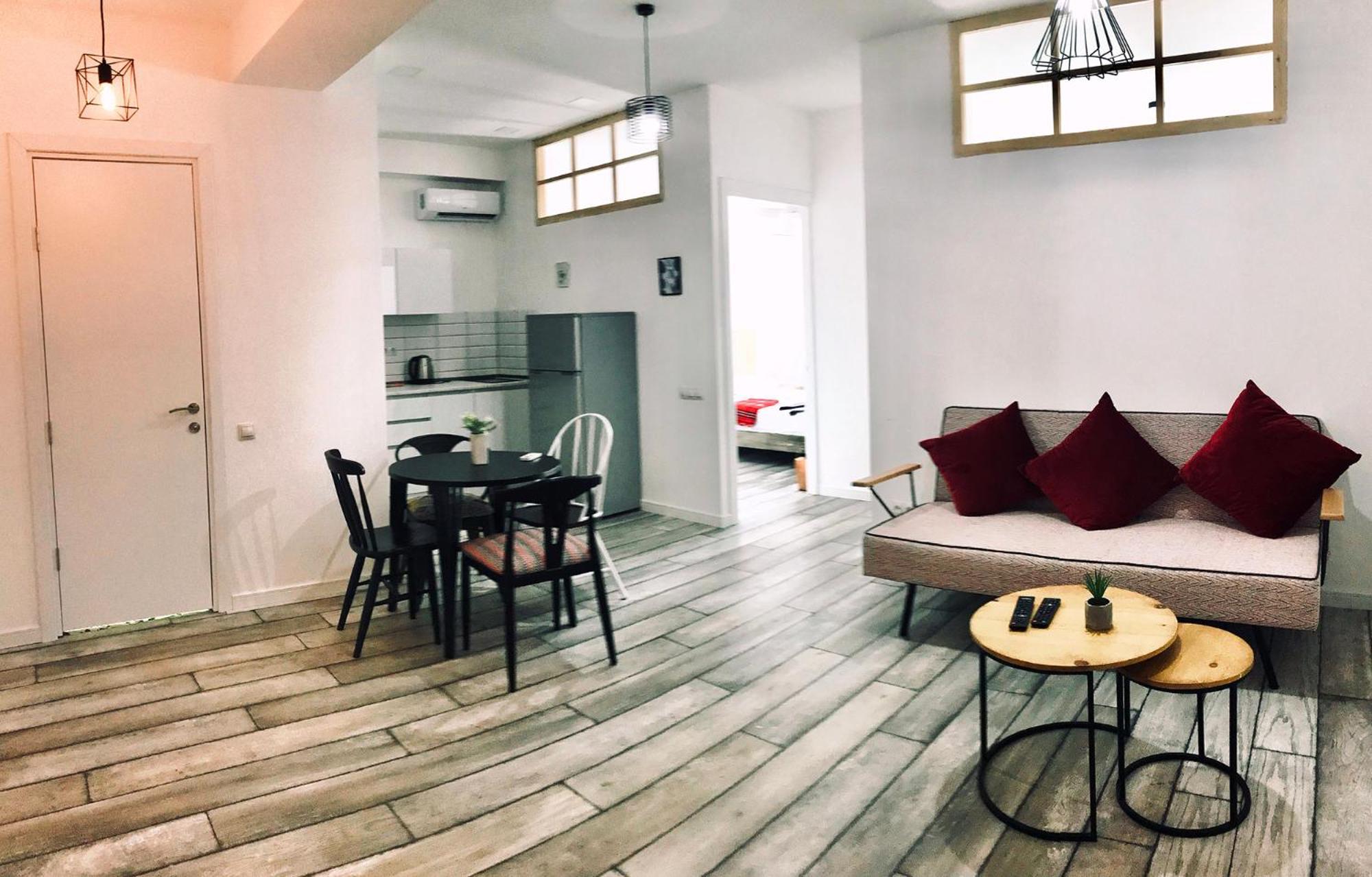 Style Apartments By Happy Place Tbilisi Exterior photo
