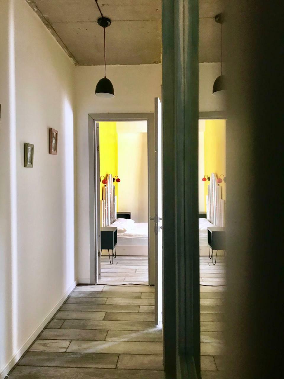 Style Apartments By Happy Place Tbilisi Exterior photo